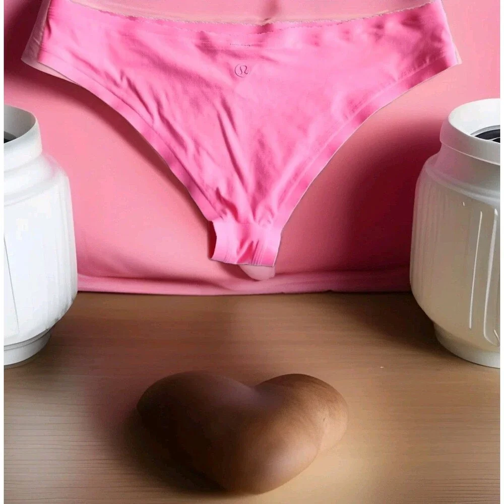 Lululemon NWOT Will The Wave Bikini Bottom Sz 6 Glossy